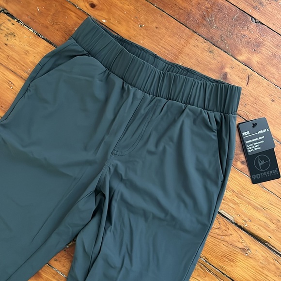 Taper ankle pants from 90 Degree - Picture 2 of 4